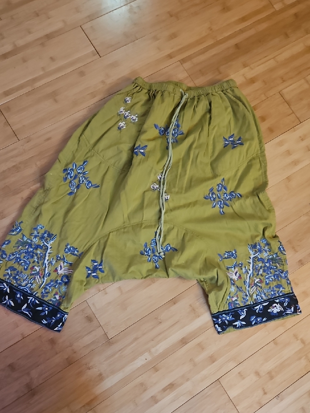 Magnoia pearl embroidered Pants